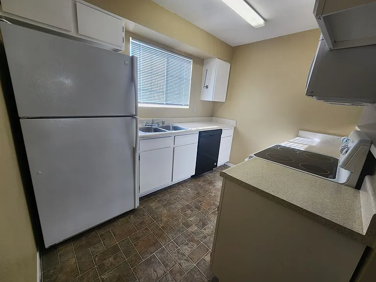 2750 S Durango Dr #1078 — Photo 8
