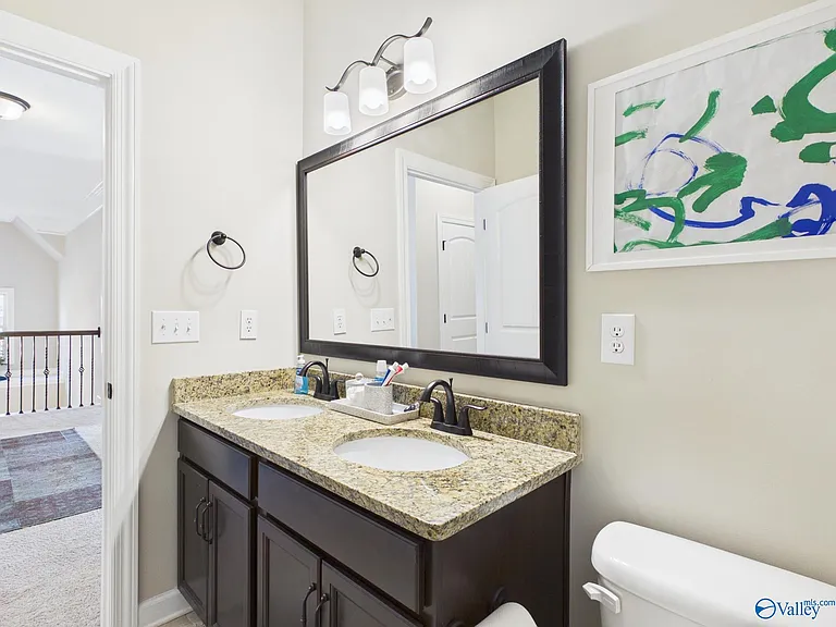 148 Kelso Blvd — Photo 35