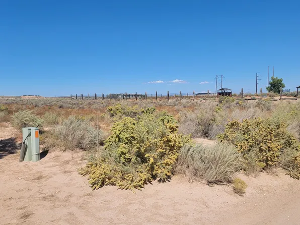 1805 Eucalyptus Rd NE, Rio Rancho, NM 87144