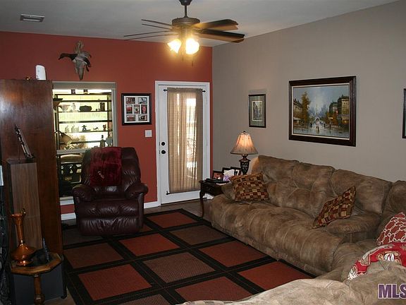 3rd image of 42359 Palmstone Ave