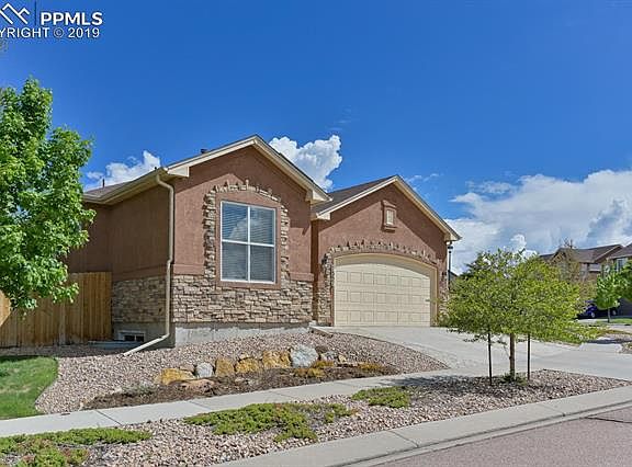 3rd image of 7557 Amberly Dr