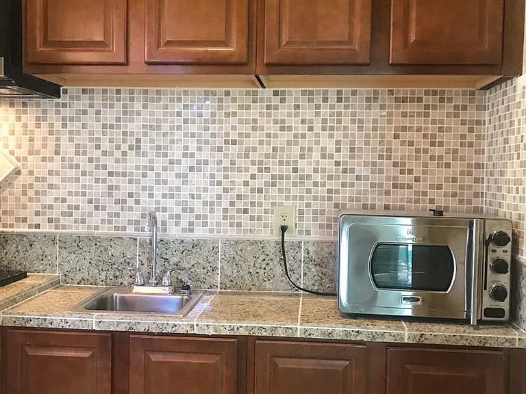 2601 Westview Dr — Photo 10