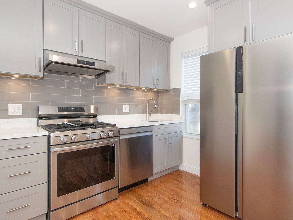 1st image of 21-15 38th St #2