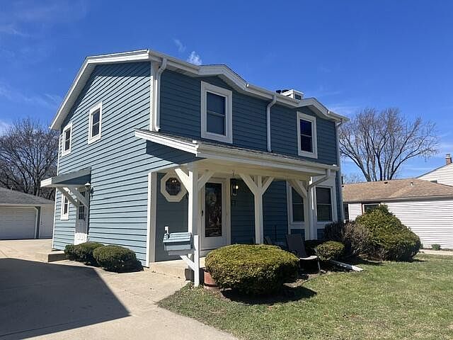1st image of 1139 S 120th STREET