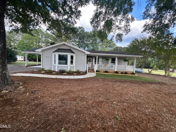 3633 W Lake Rd, Apex, NC 27539