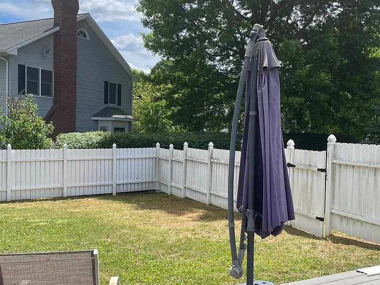 445 Carlton Rd — Photo 12