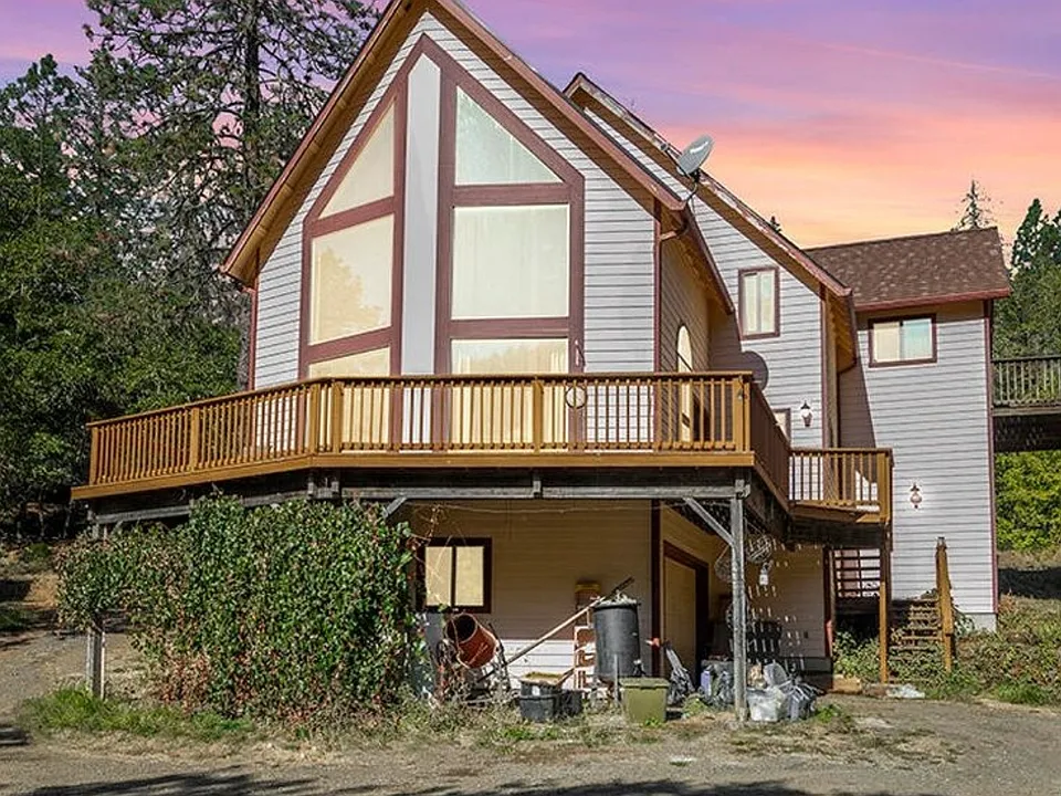 950 Bear Creek Rd