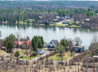 871 Berry Side Rd #5, Ottawa, ON K0A1T0