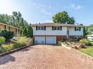 2816 W Bacon Dr, Peoria, IL