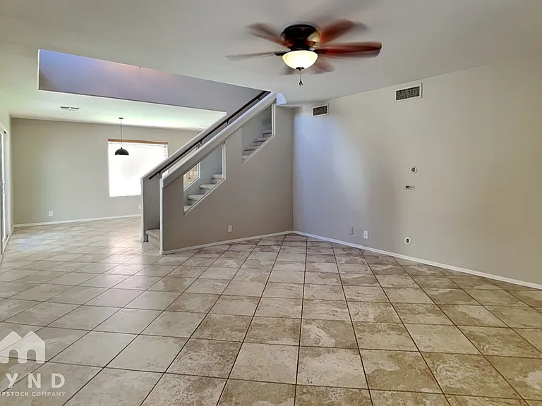 15550 N Frank Lloyd Wright Blvd #1098 — Photo 3