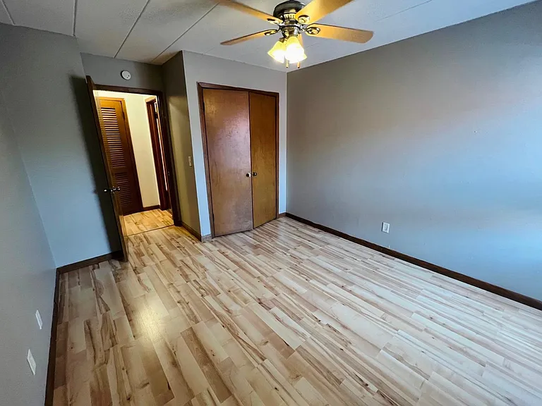 2427 Blaisdell Ave — Photo 7