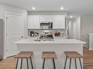 512 Blueridge St SW, Delano, MN 55328