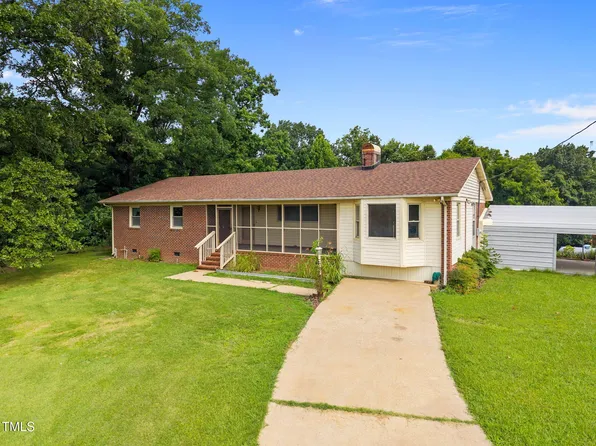 1105 Fontaine Rd, Roxboro, NC 27574