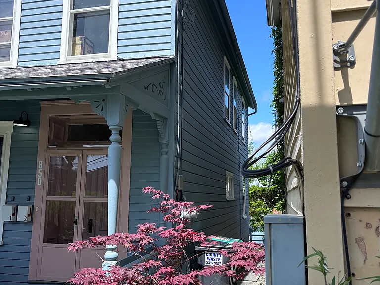 850 Columbia St #1 — Photo 8