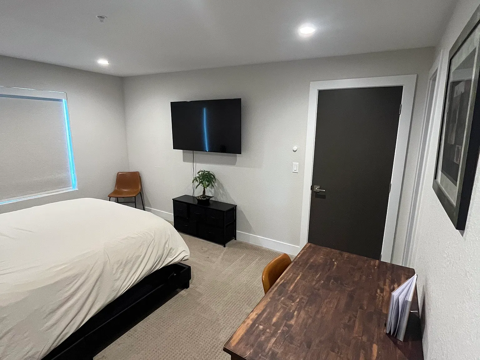 1 bed, 2.5 bath, 1276 sqft, $1,200 — Photo 2