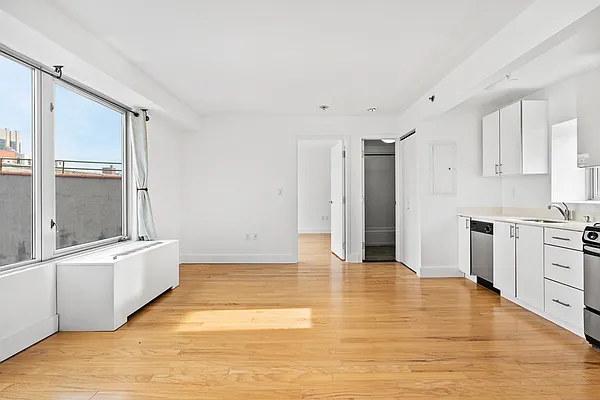 Rented by Glenmark Realty | media 12