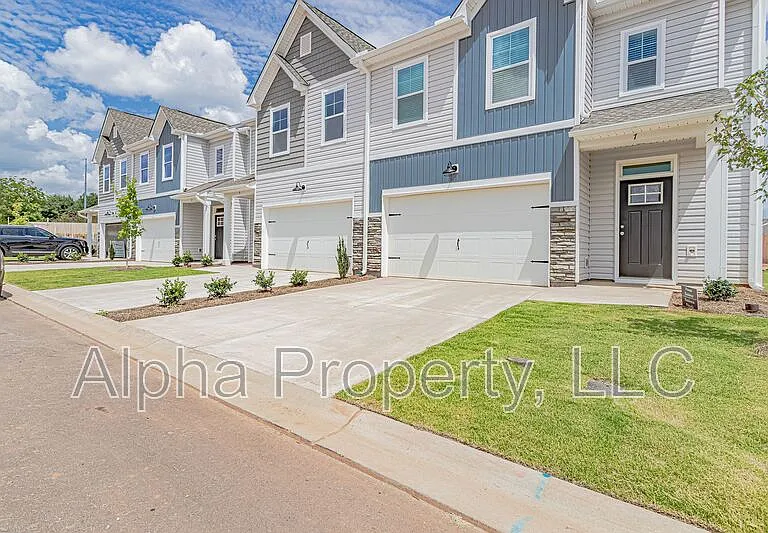 5 Sabine Leaf Ct — Photo 2