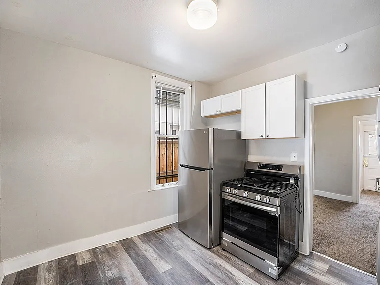 2825 W 25th Ave — Photo 5