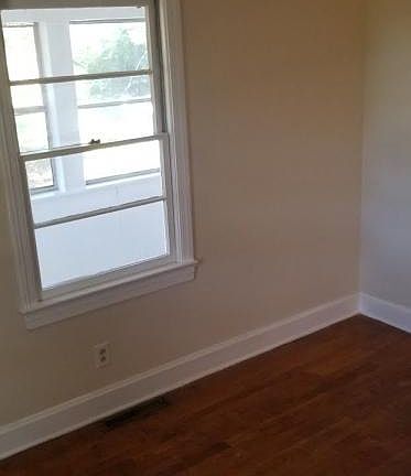 5th image of 118 Cline St