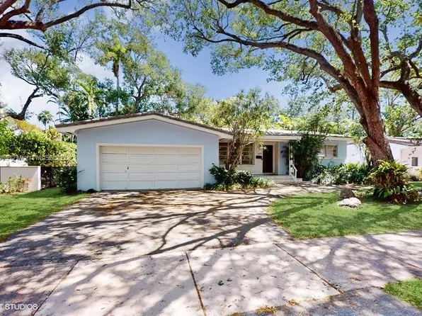 6835 Camarin St, Coral Gables, FL 33146