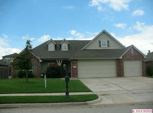 1504 W Charleston St, Broken Arrow, OK 74011