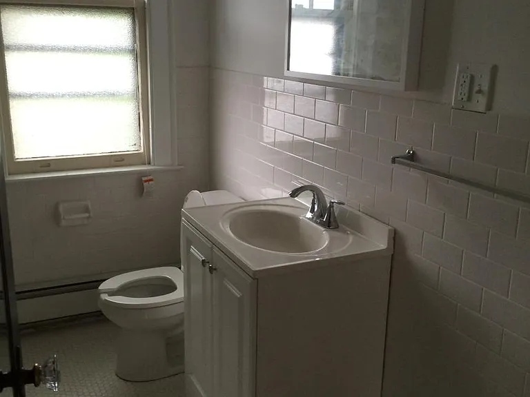367 Alden Ave #2 — Photo 6
