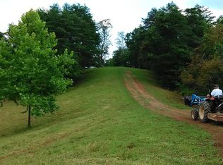 1502 Loomis Ridge Rd, Parkersburg, WV 26104