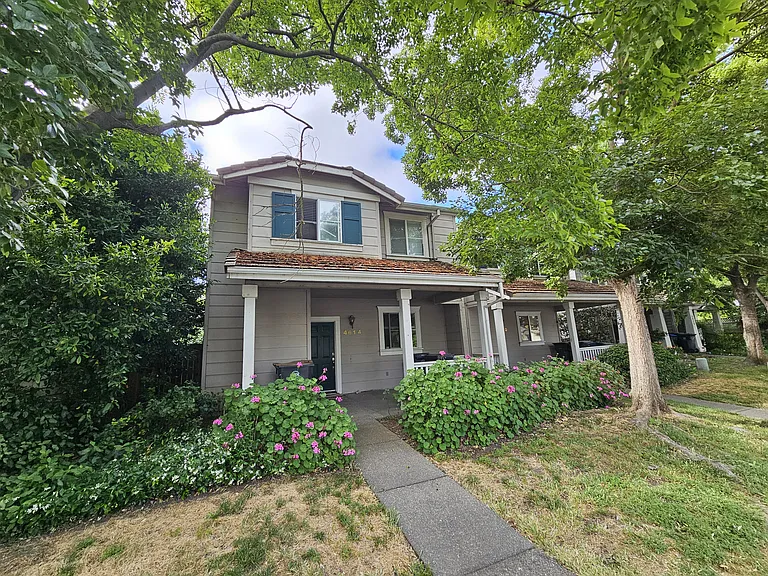 4614 Cowell Blvd — Photo 1
