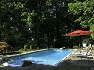 27 Whitlaw Clos, Chappaqua, NY 10514