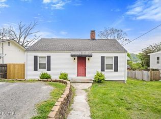 213 Pine St, Clinton, TN 37716