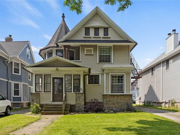 27 Birch Cres, Rochester, NY 14607