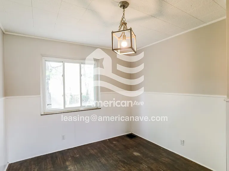 110466_005_dining_room_5.jpg