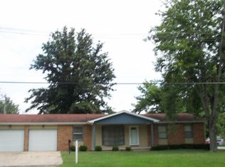 1012 S 34th St, Mount Vernon, IL 62864
