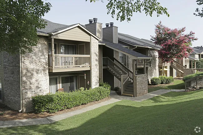 Haywood Pointe Apartments — Photo 20