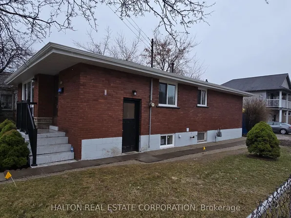 632 Beach Blvd, Hamilton, ON L8H 6Y1