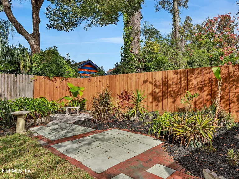 4725 French St — Photo 43