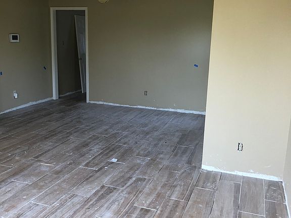 2nd image of 7513 Beverly Dr
