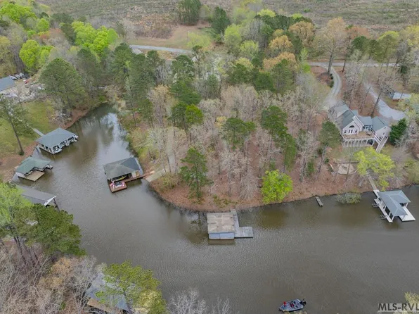 1 Poplar Creek Rd, Bracey, VA 23919