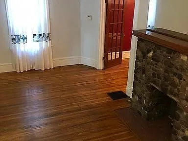 238 E Patterson Ave — Photo 3