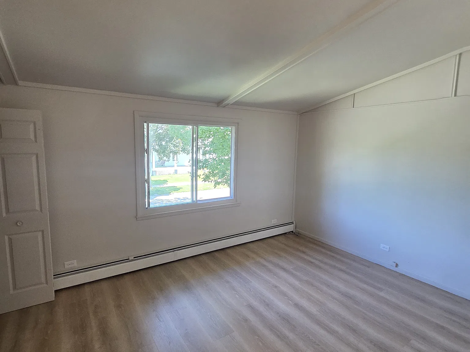 2 bed, 900 sqft, $1,195 — Photo 4