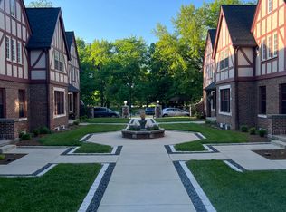 1248 S Grand Ave W APT 3, Springfield, IL 62704