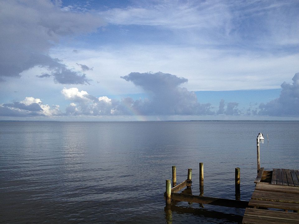 1st image of 266 Bayshore Dr