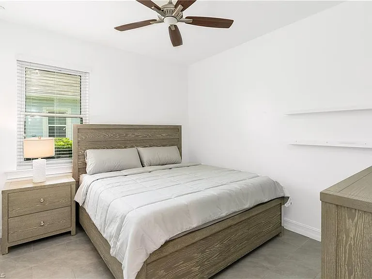 14837 Windward Ln — Photo 21