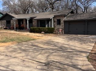 1404 Oakridge Rd, Ardmore, OK 73401
