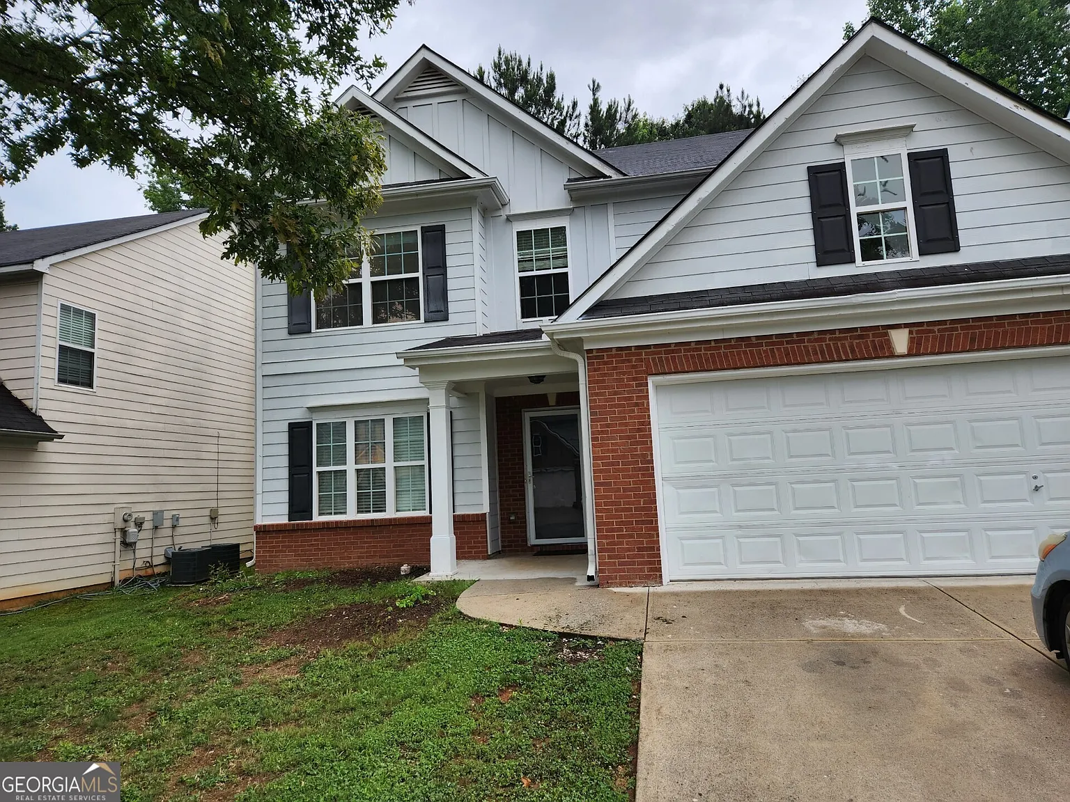 5 bed, 3.0 bath, 2282 sqft, $2,270 — Photo 1