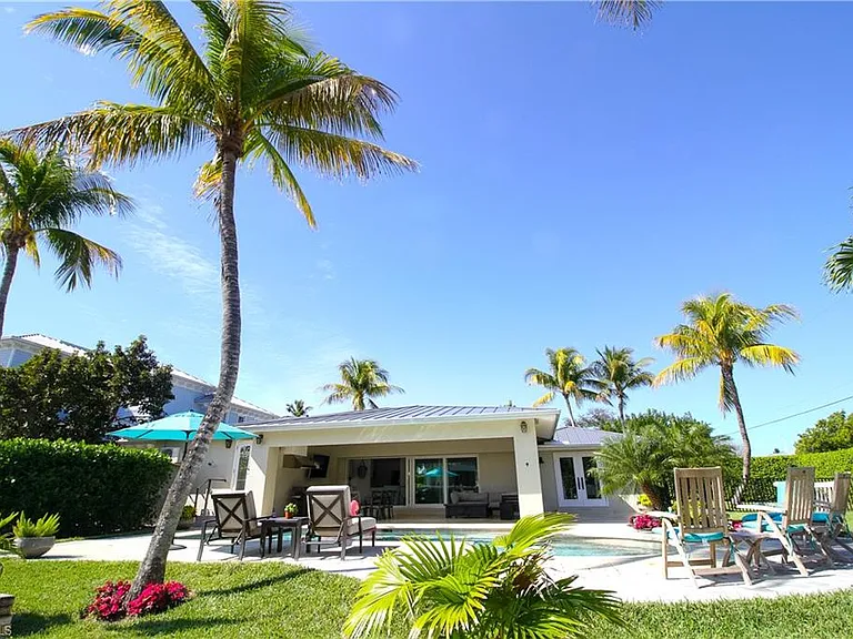 1645 Mullet Ct — Photo 6