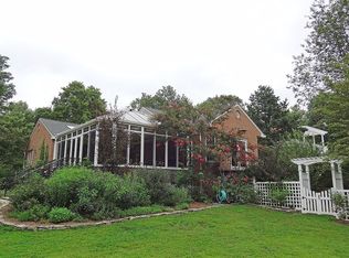 20 Sheephill Dr, Gladstone, NJ 07934
