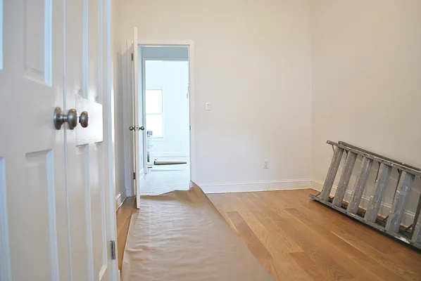 Rented by Realty Collective | media 11