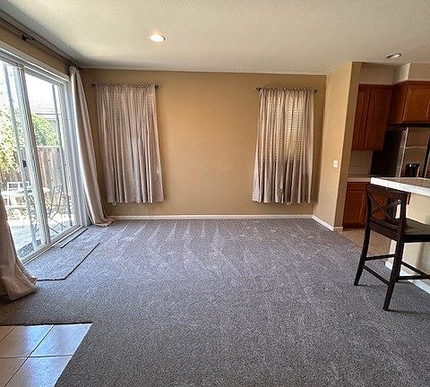 5th image of 2533 Allen Cir