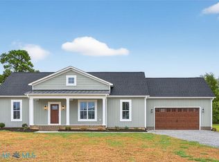 110 Bowsprit Ln, Heathsville, VA 22473